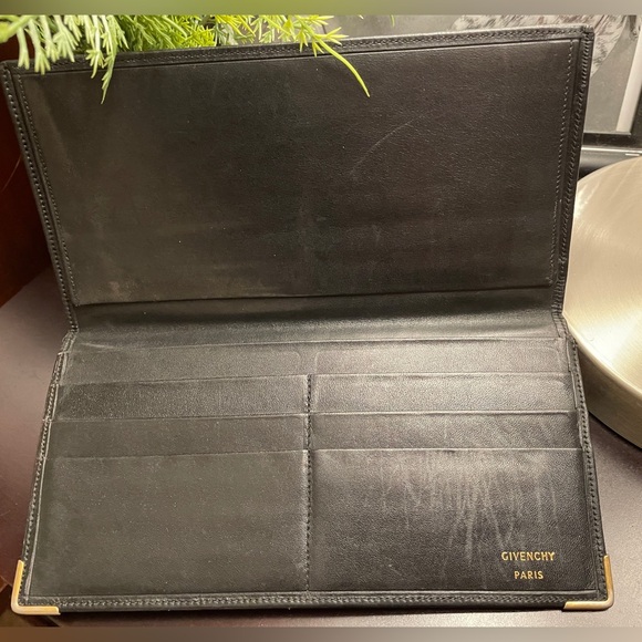 Givenchy Black Leather Wallet - Picture 2 of 6